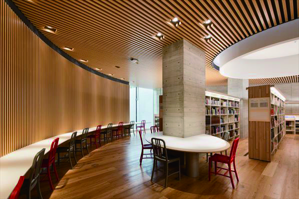 和泉図書館レファレンスブックエリア.jpg