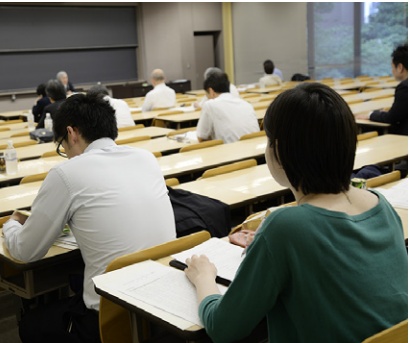 法曹会資金イメージ写真.jpg